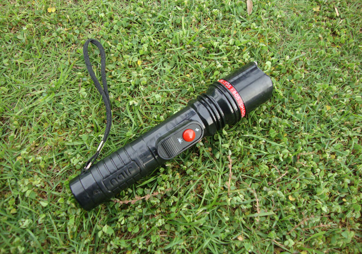防身电击手电筒 防暴自卫电筒 高压电棍 两用便携电棍 TW105